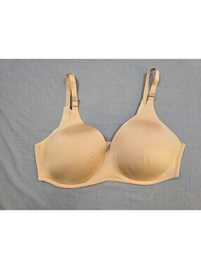 Soma Vanishing 360 Wireless Full Coverage Bra 40D Beige Smooth Seamless Cups